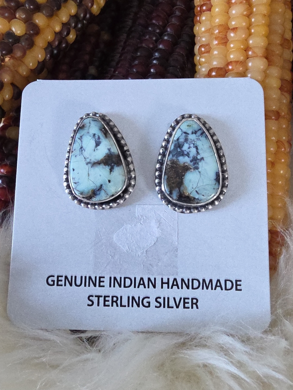Beautiful NWT Native American Navajo New Lander Turquoise Post Earrings 🩵🎁🖤